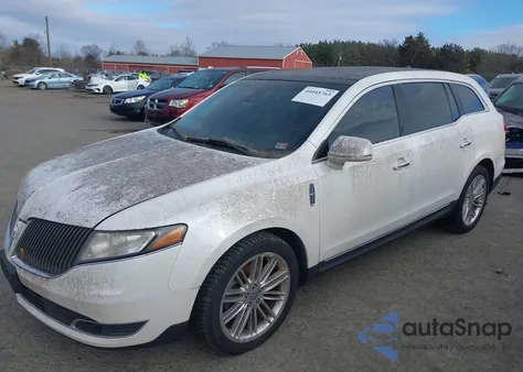 2014 Lincoln Mkt Ecoboost z USA, uszkodzony, nr VIN 2LMHJ5AT3EBL56373